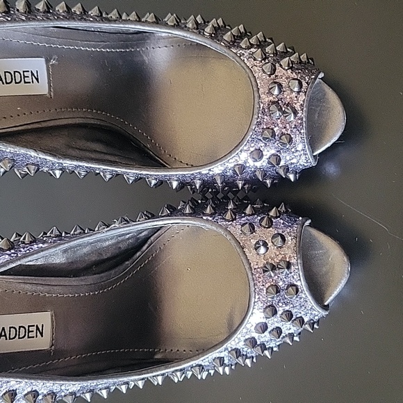 Steve Madden Platform Stiletto Spiked Heels - Picture 5 of 7